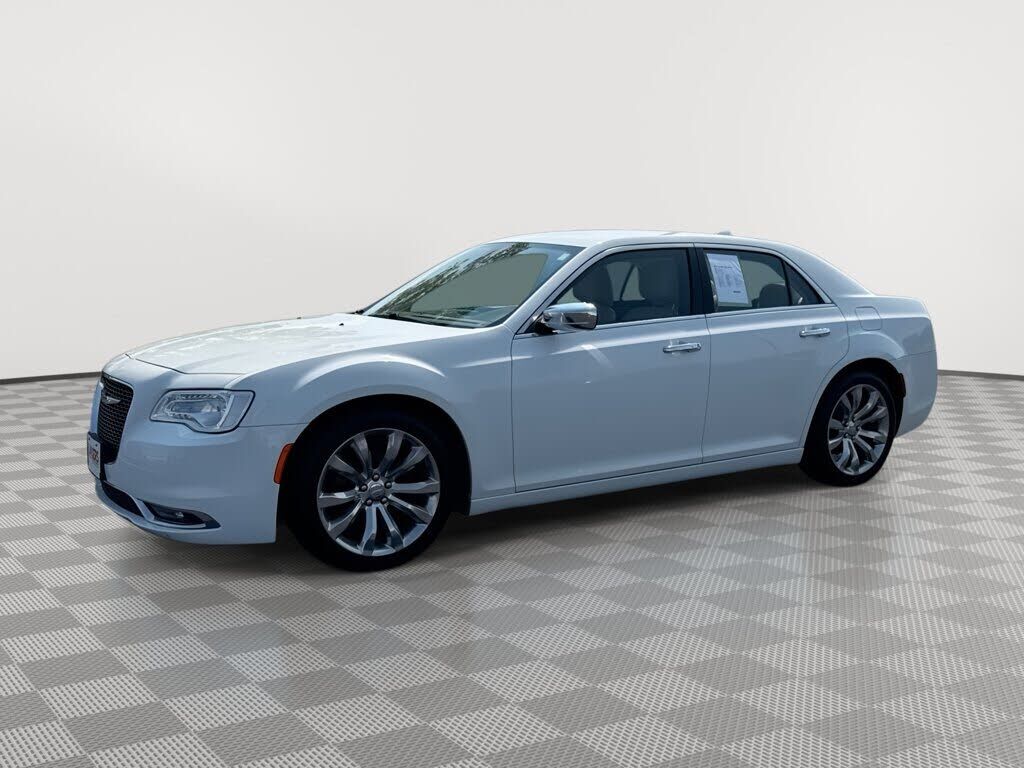 2018 CHRYSLER 300