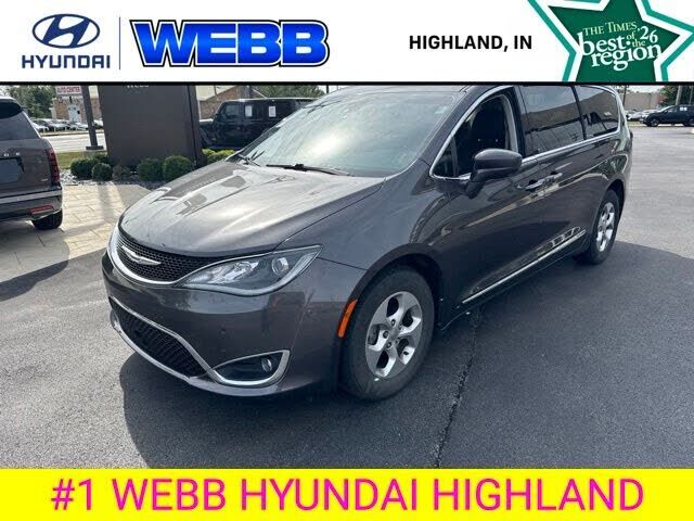 2017 CHRYSLER Pacifica