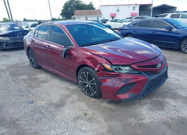 2018 TOYOTA Camry