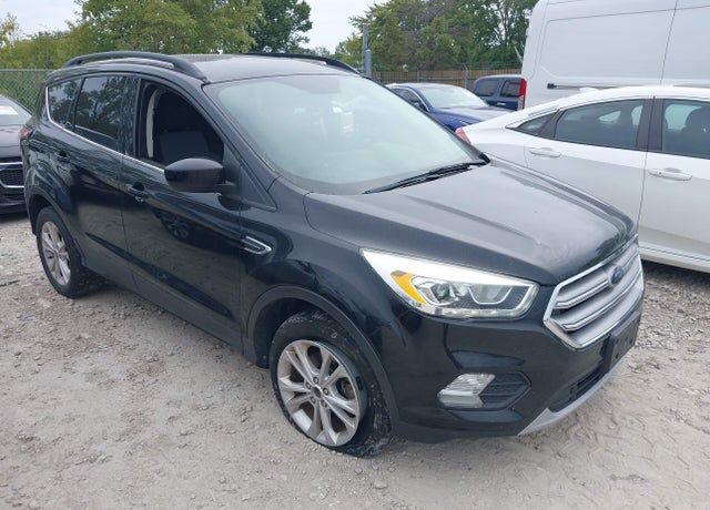2017 FORD Escape