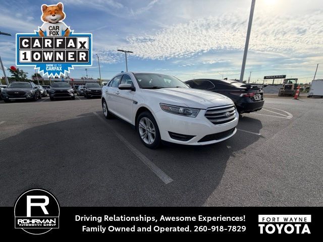 2015 FORD Taurus