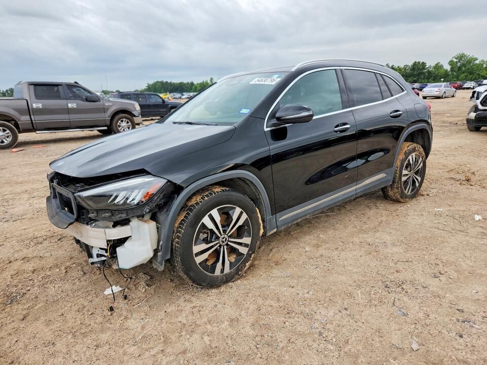 2024 MERCEDES-BENZ GLA-Class