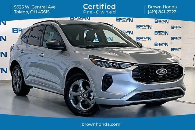 2024 FORD Escape