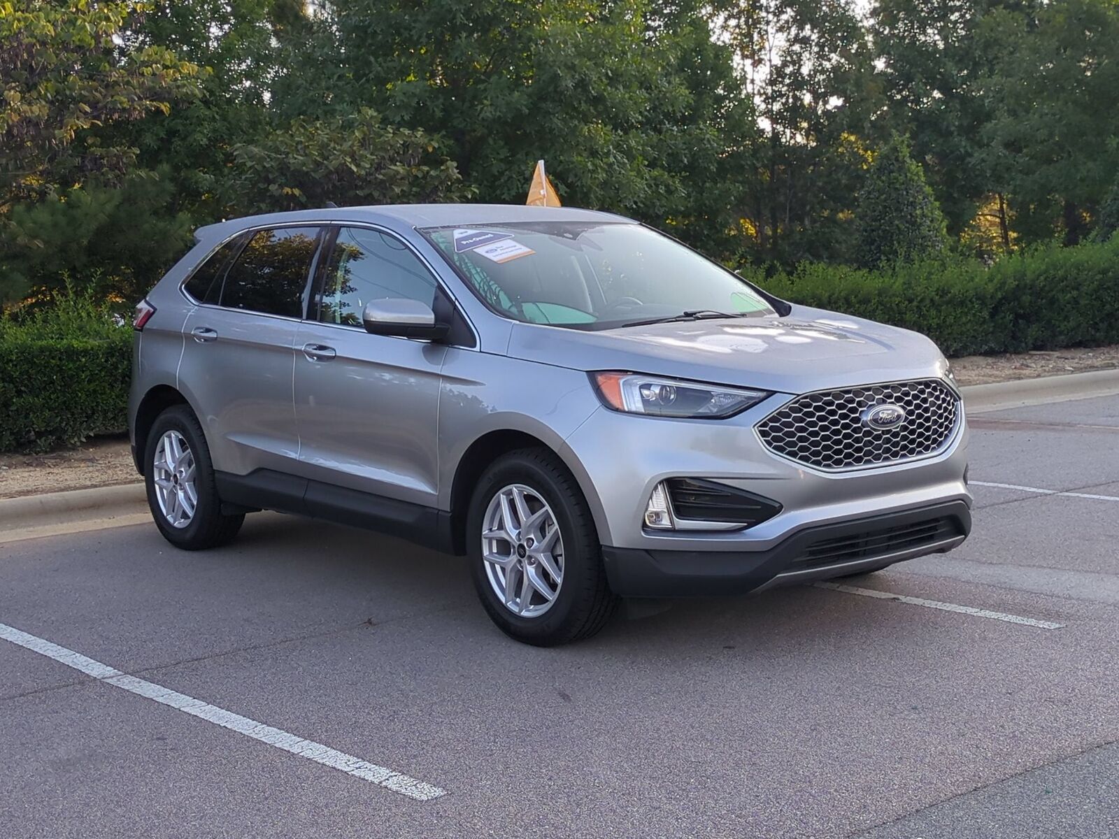 2023 FORD Edge