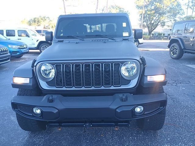 2024 JEEP Gladiator