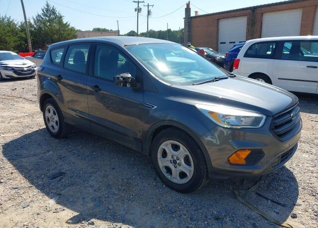 2017 FORD Escape
