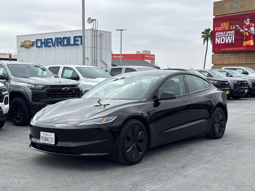 2025 TESLA Model 3