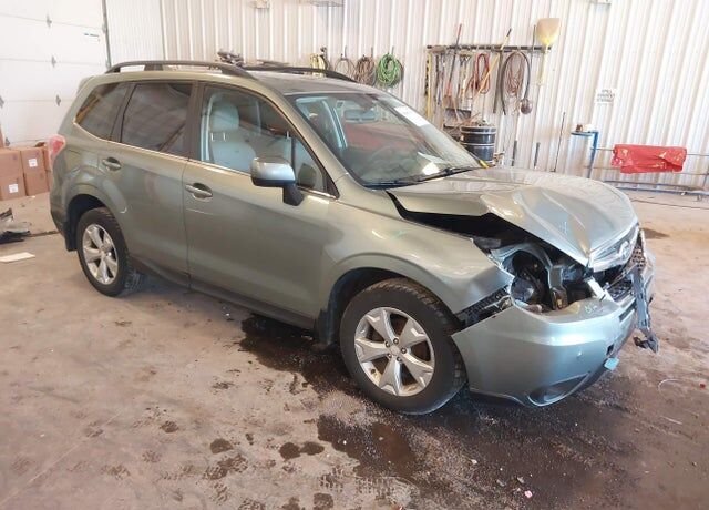 2016 SUBARU Forester