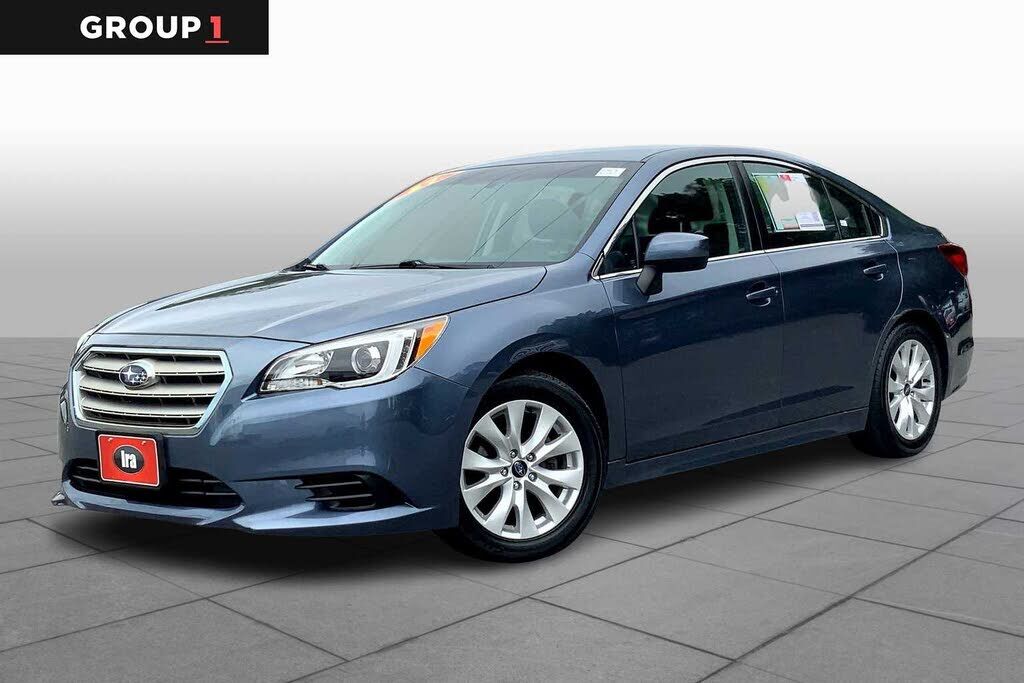 2017 SUBARU Legacy