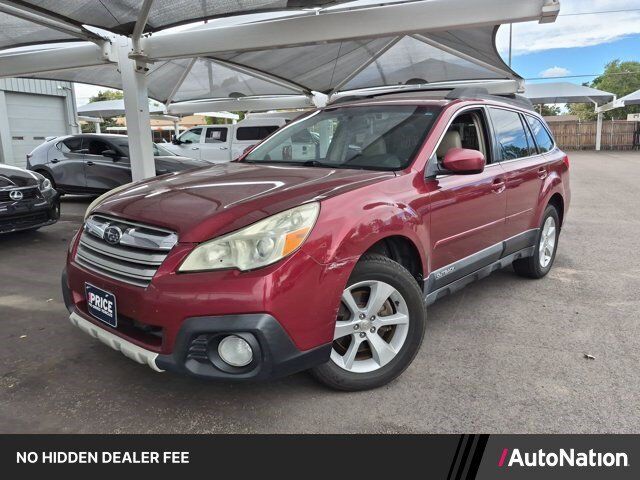 2013 SUBARU Outback
