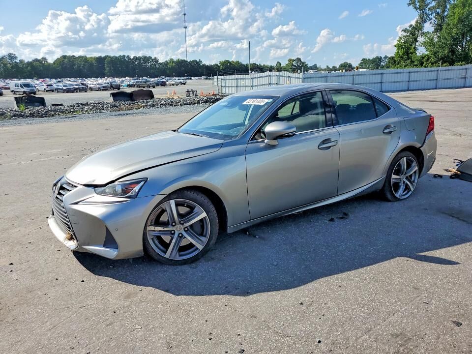 2017 LEXUS IS