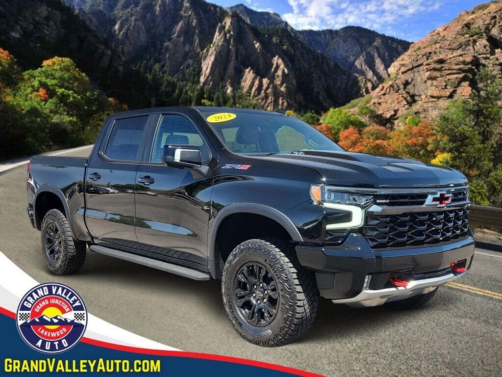 2024 CHEVROLET Silverado