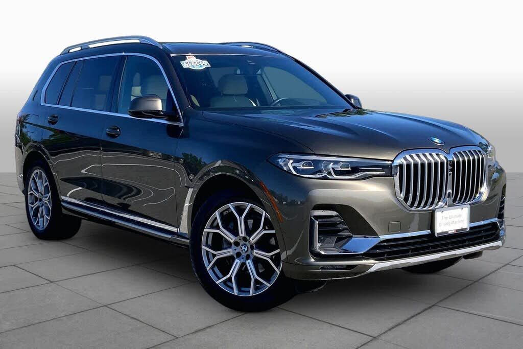 2021 BMW X7