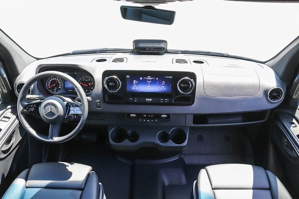 2025 Mercedes-Benz Sprinter