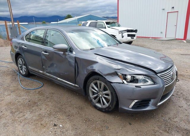 2013 LEXUS LS