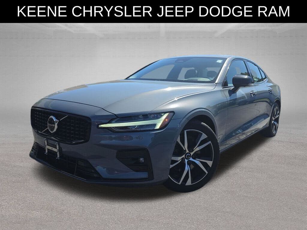 2024 VOLVO S60