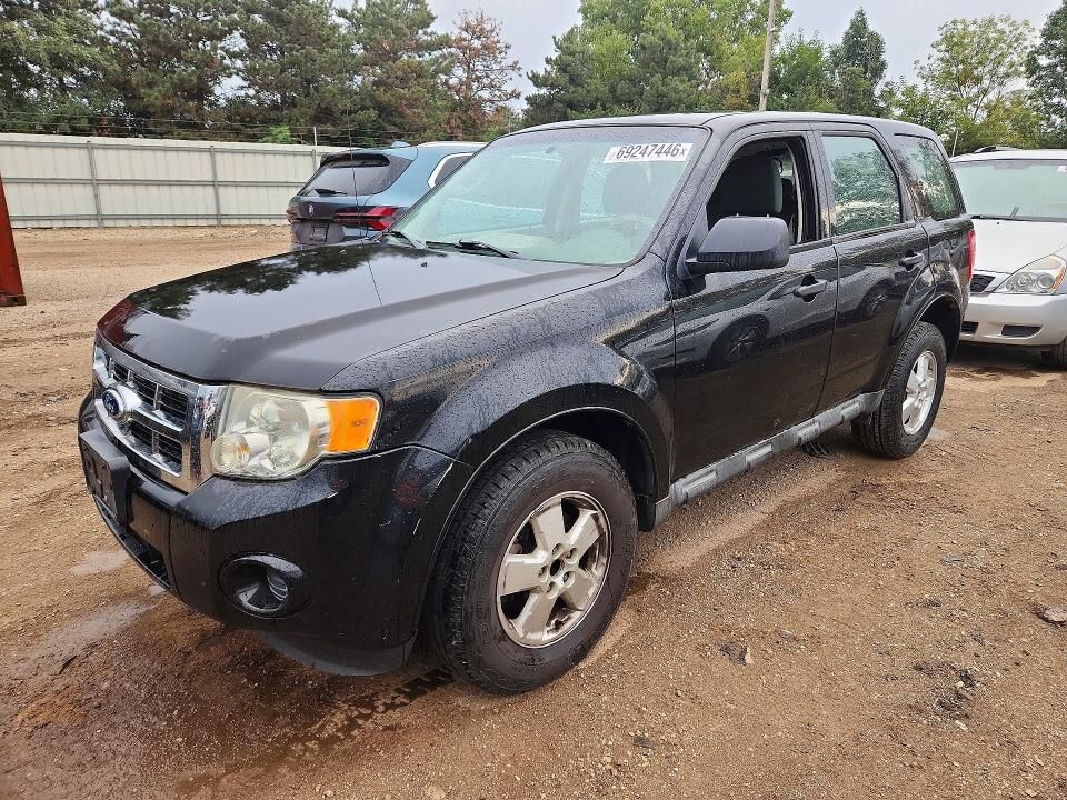 2010 FORD Escape