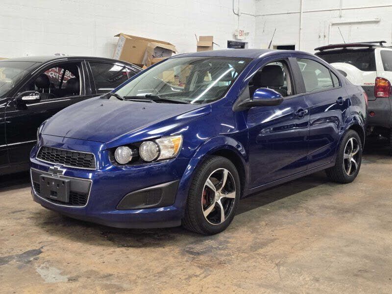 2013 CHEVROLET Sonic
