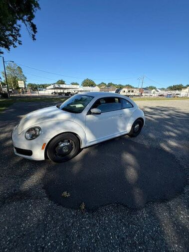2012 VOLKSWAGEN Beetle