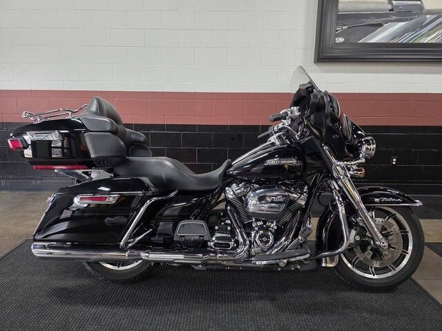2019 HARLEY DAVIDSON FLHTCU / Electra Glide Ultra Classic