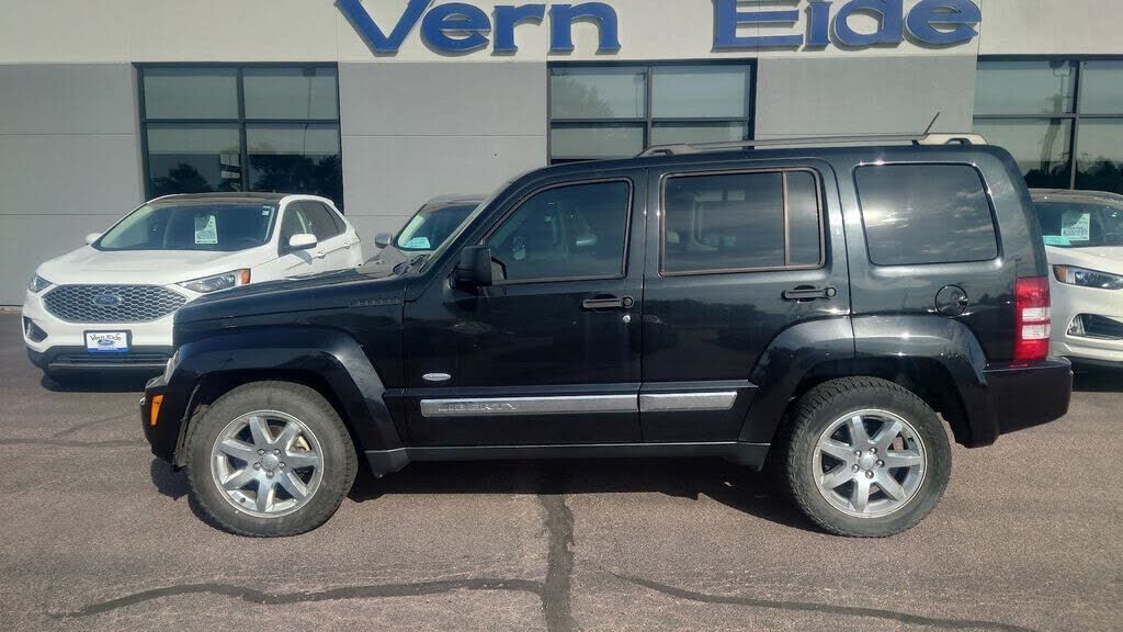 2012 JEEP Liberty