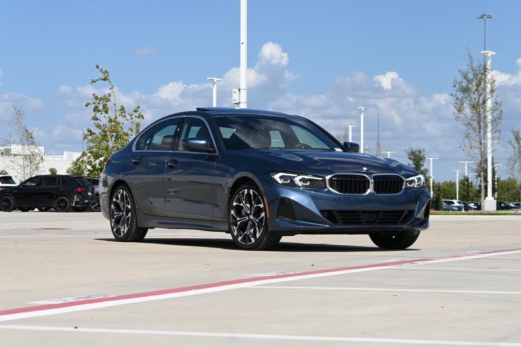 2025 BMW 330i