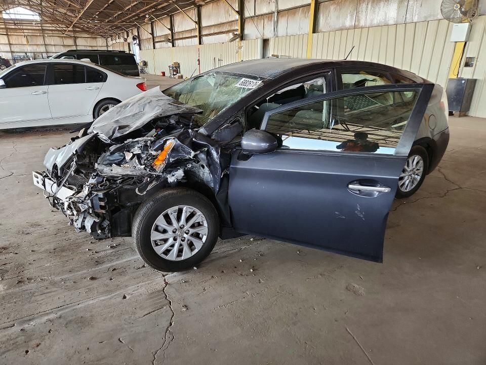 2014 TOYOTA Prius