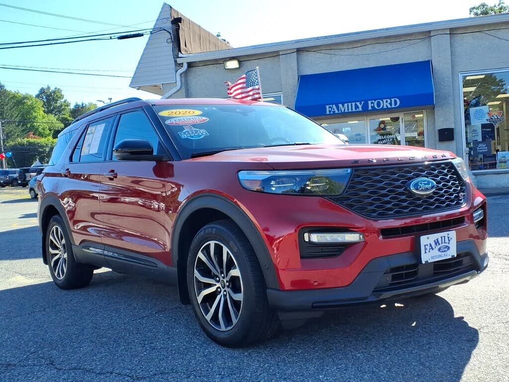 2020 FORD Explorer