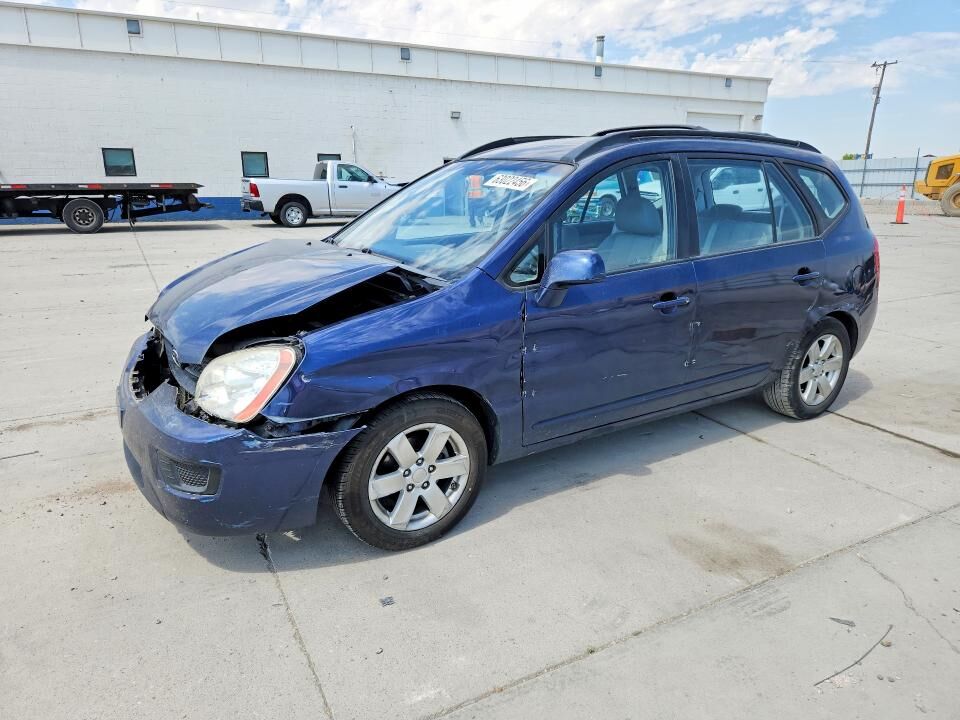 2008 KIA Rondo