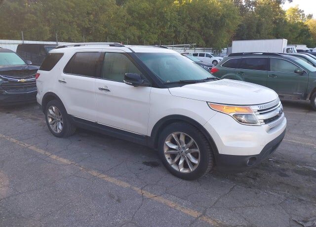 2014 FORD Explorer
