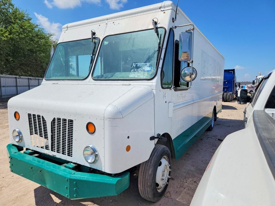 2012 WORKHORSE W62