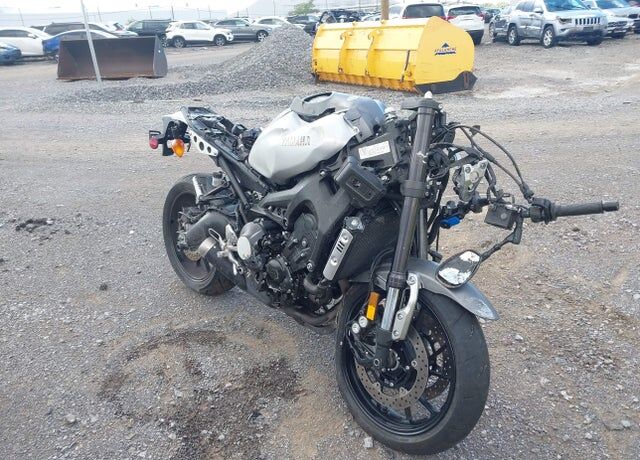 2016 YAMAHA XSR900