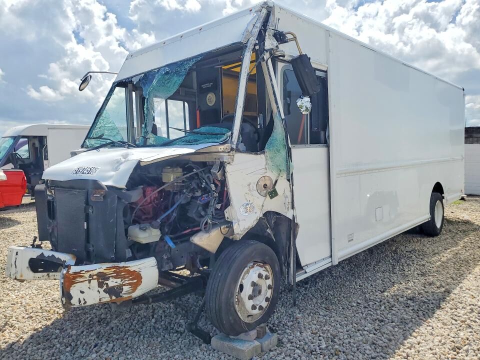2020 FREIGHTLINER MT45 Chassis