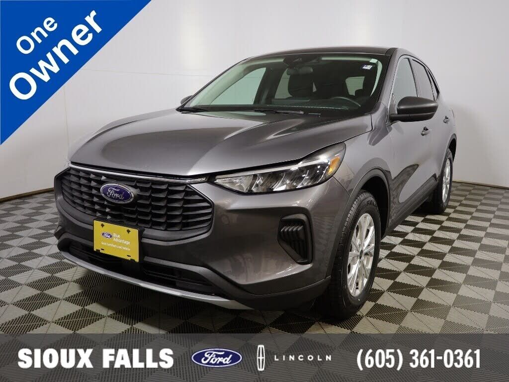 2024 FORD Escape