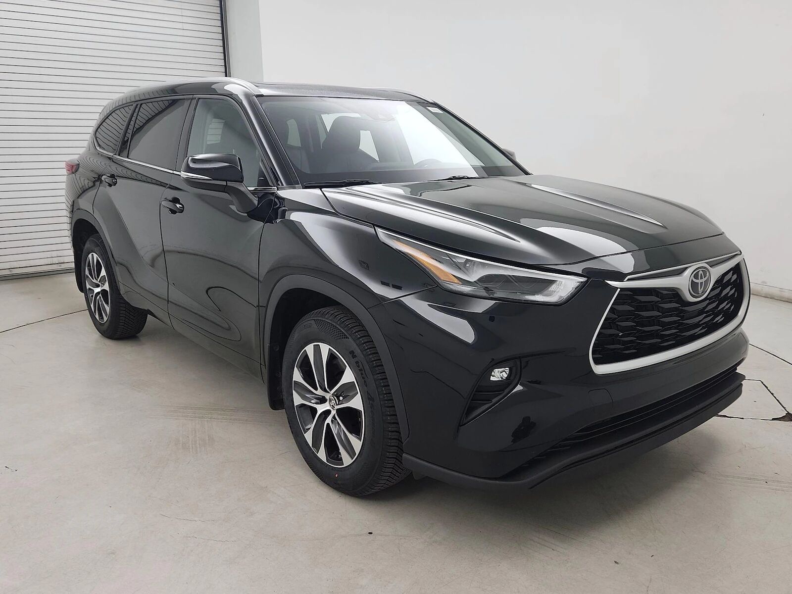 2022 TOYOTA Highlander