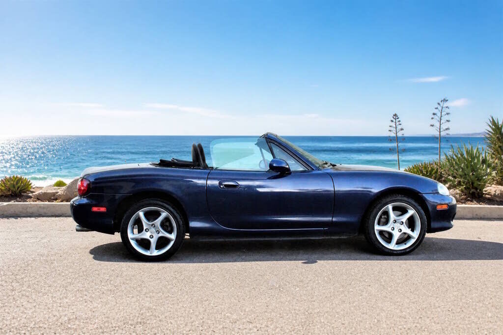 2003 MAZDA MX-5