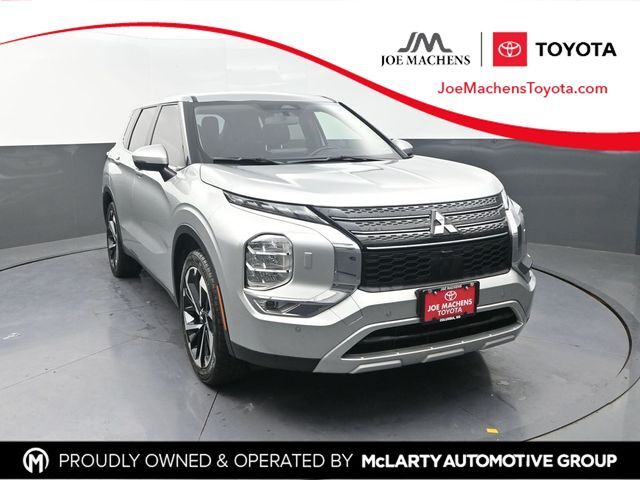 2024 MITSUBISHI Outlander
