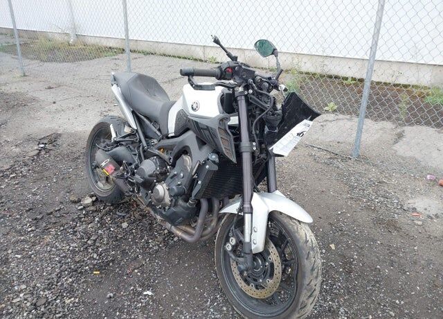 2017 YAMAHA FZ09C