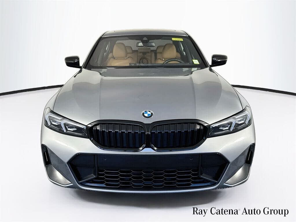 2023 BMW 330i