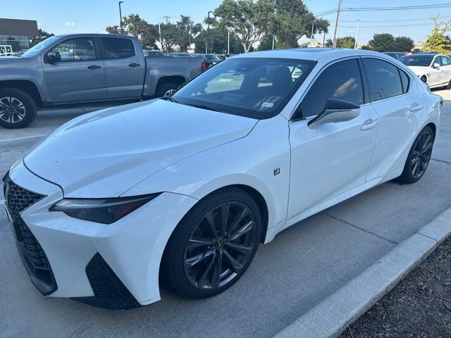 2023 LEXUS IS
