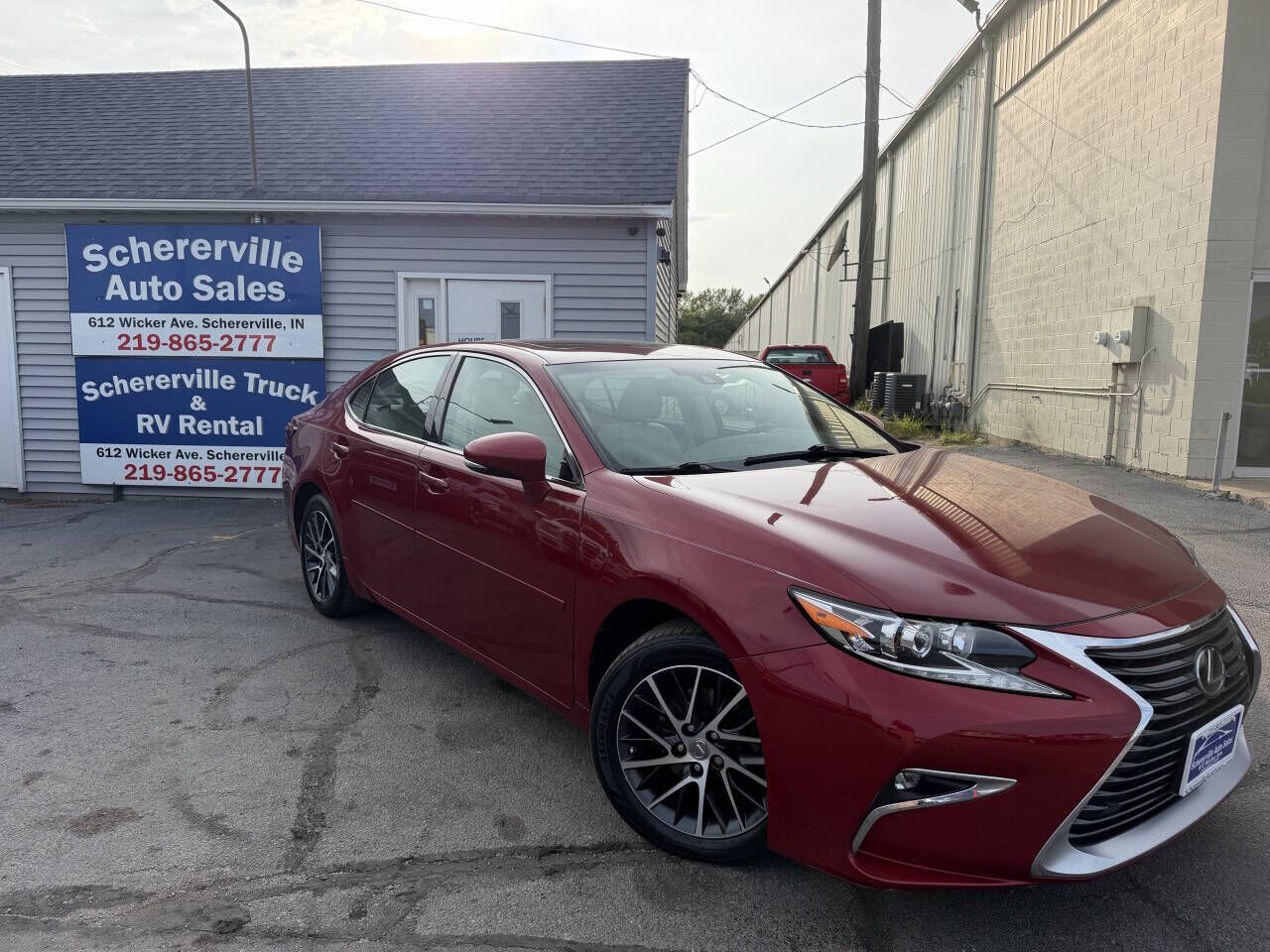 2017 LEXUS ES