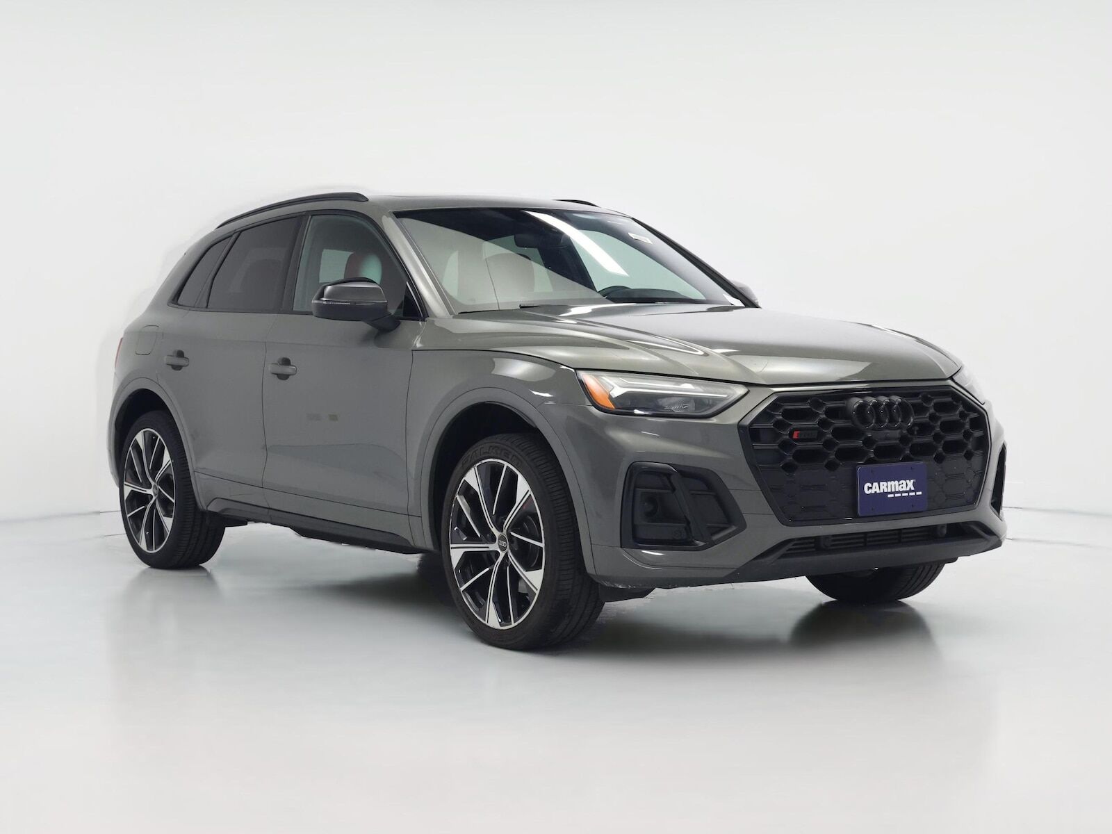 2023 AUDI SQ5