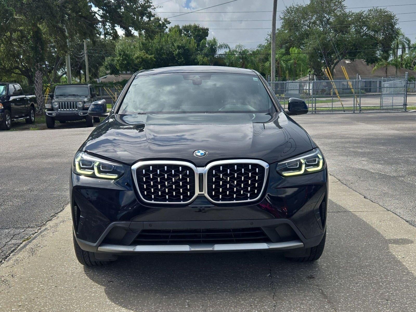 2022 BMW X4