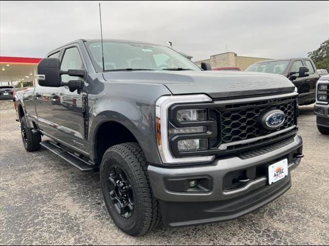 2024 FORD F-350