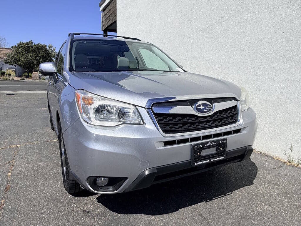 2015 SUBARU Forester