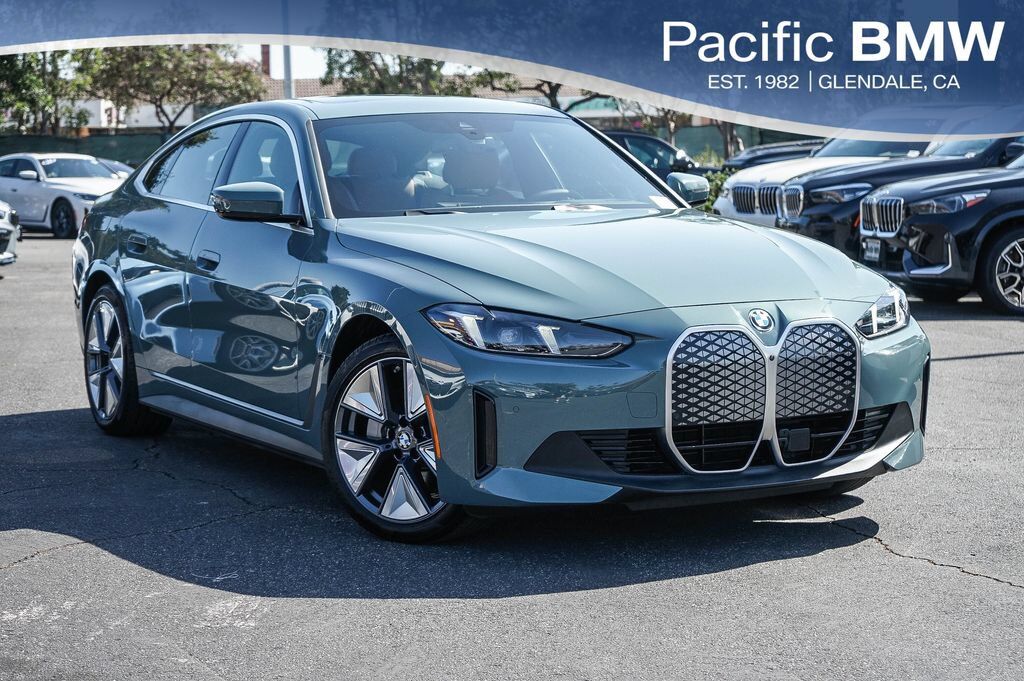 2025 BMW i4