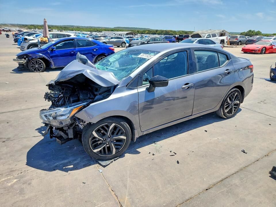 2024 NISSAN Versa