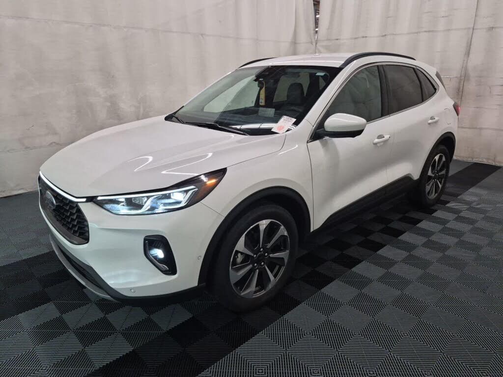 2023 FORD Escape