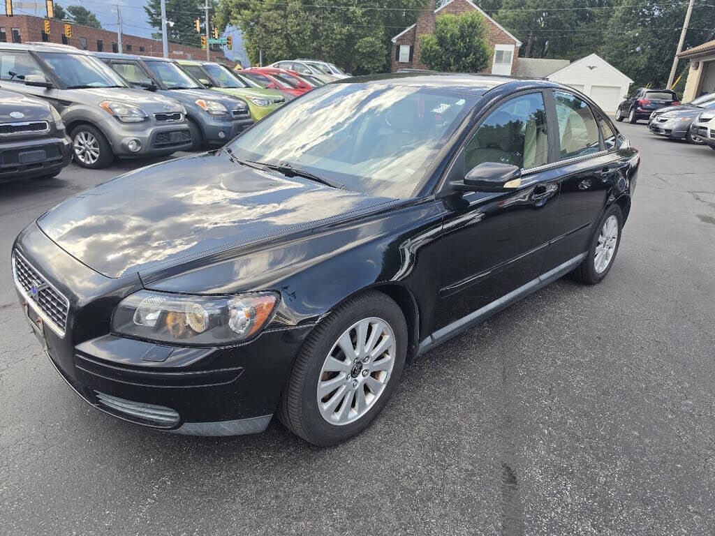 2005 VOLVO S40