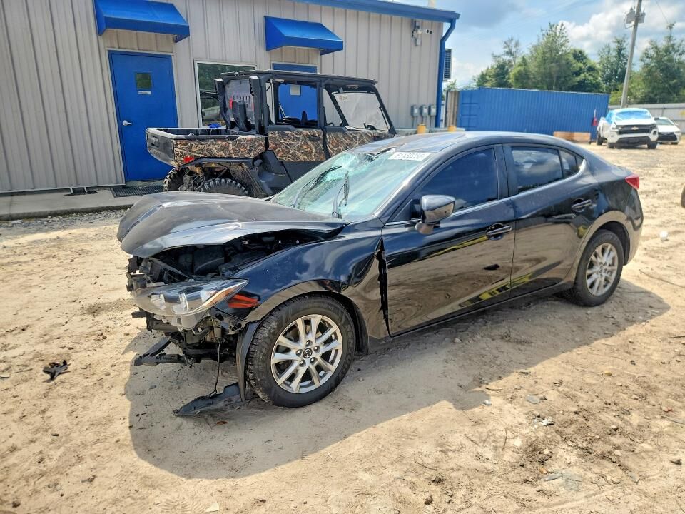 2014 MAZDA Mazda3